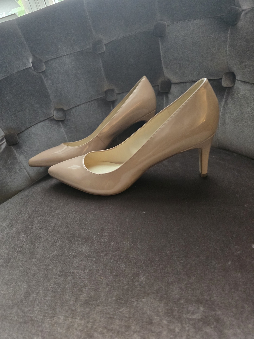Nine West Nude Patent Leather Pointed-Toe Pumps